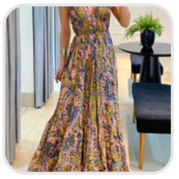 {Rici} Set of 4 Various Dresses - Picture 2 of 4